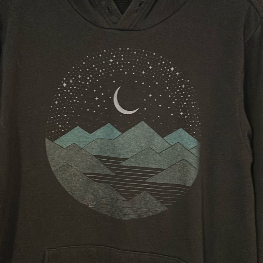 Mountain top hoodie